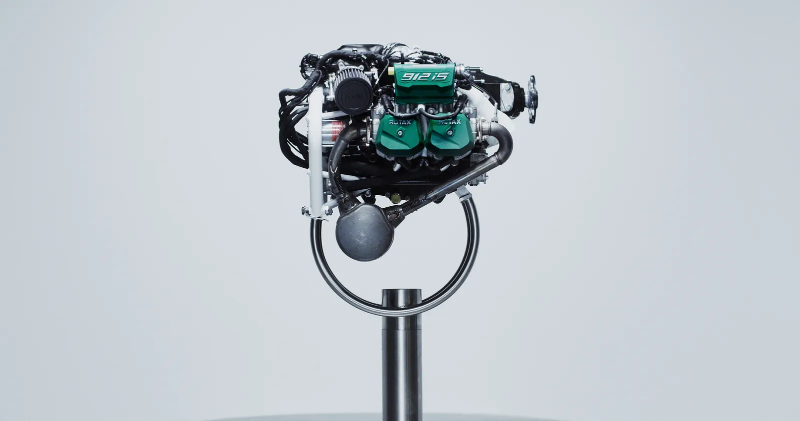 Авиационный двигатель Rotax 912 iS Sport